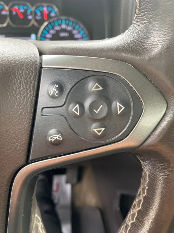 2018 Chevrolet Silverado 1500 LTZ - Photo 17